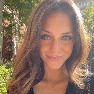 Meet your Posher, Sophia